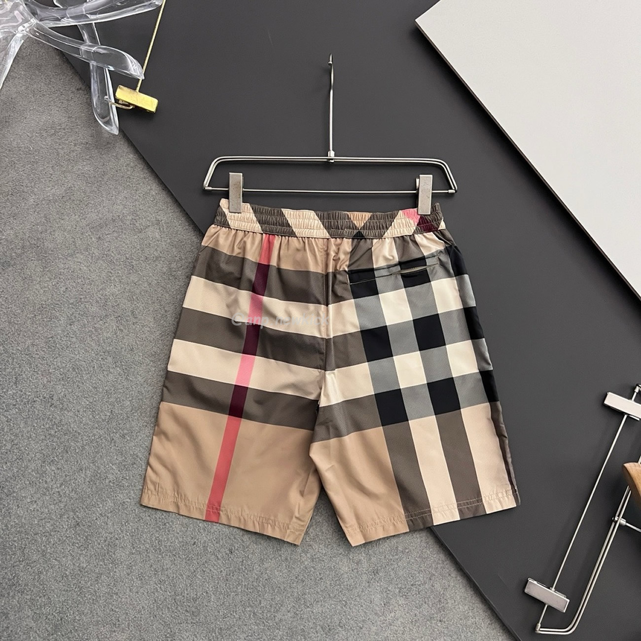 Burberry Check Drawcord Swim Shorts Archive Beige (2) - newkick.app